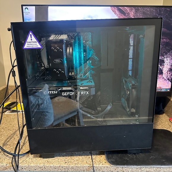 Gaming PC - Picture 1 of 6